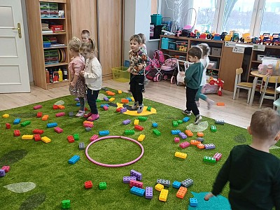 Grafika Gr. I W zdrowym ciele zdrowy duch, wie to każdy mały zuch. - Projekt edukacyjny