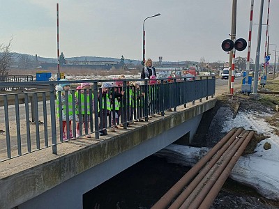 Grafika Gr. I Szukamy wiosny - spacerek