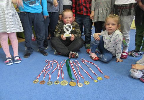 Grafika Zdobyte trofea naszego kolegi -brawo Szymon