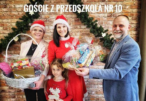 Grafika Świąteczna wizyta w ŚDS Lwiątko